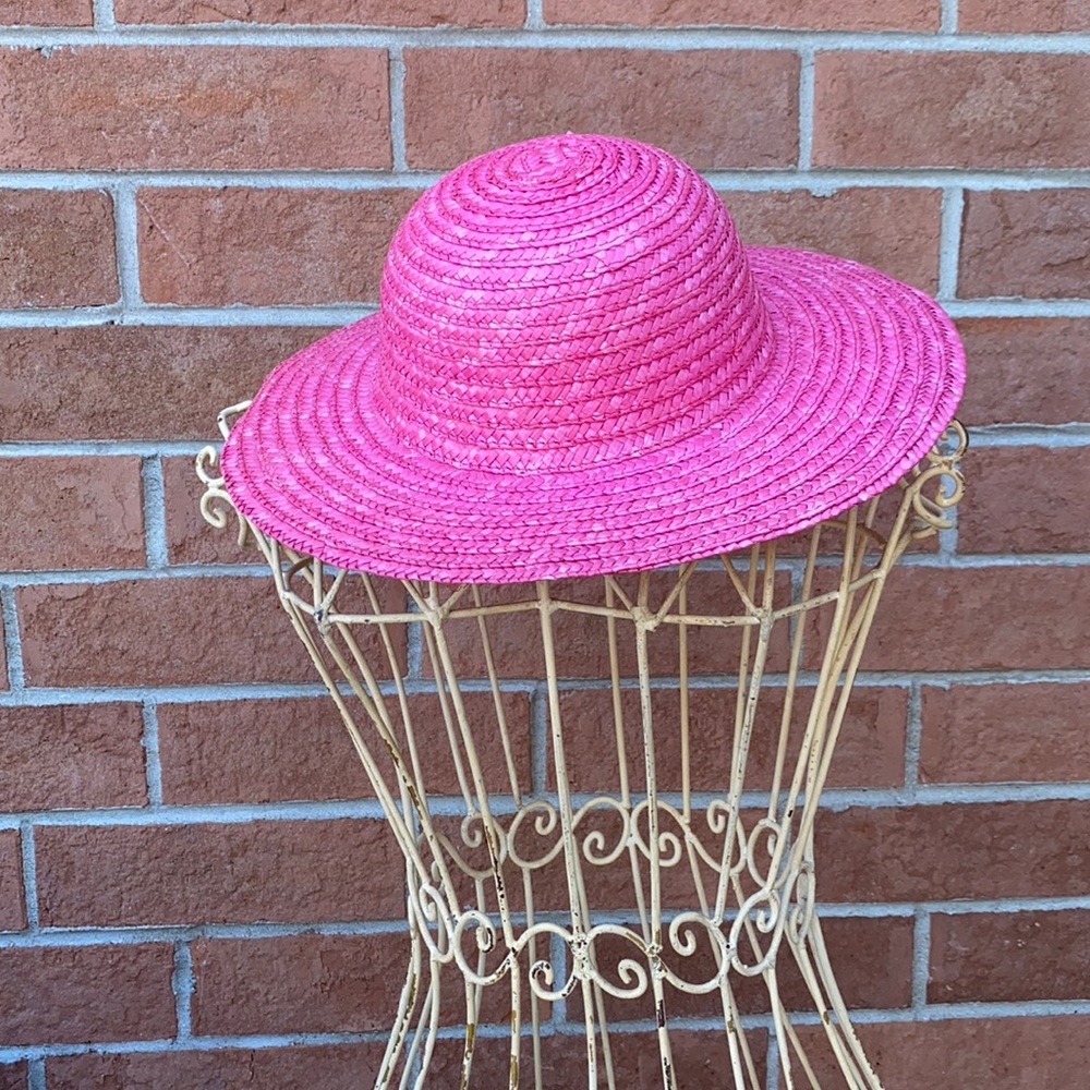 Hot pink child’s hat